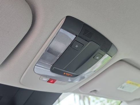 Certified 2025 Kia Sorento S FWD image 29