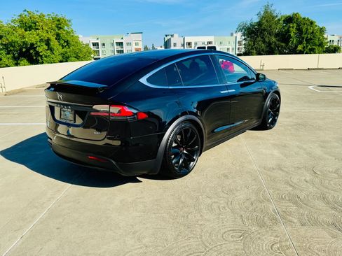 Used 2019 Tesla Model X 100D image 27
