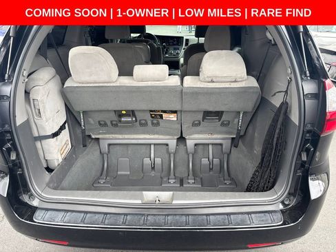 Used 2019 Toyota Sienna LE FWD image 10