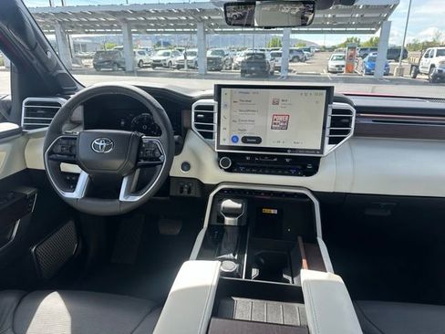 Used 2024 Toyota Sequoia Capstone AWD/4WD image 16