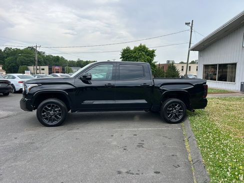 Used 2022 Toyota Tundra Platinum w/ Advanced Package AWD/4WD image 3