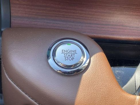 Used 2022 Lincoln Aviator Reserve RWD image 31