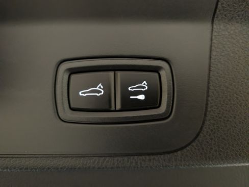 Certified 2023 Porsche Panamera 4S AWD/4WD image 27