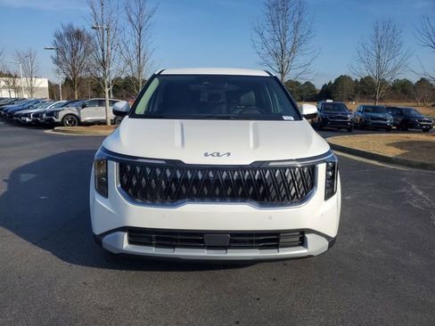 New 2026 Kia Carnival LXS image 2