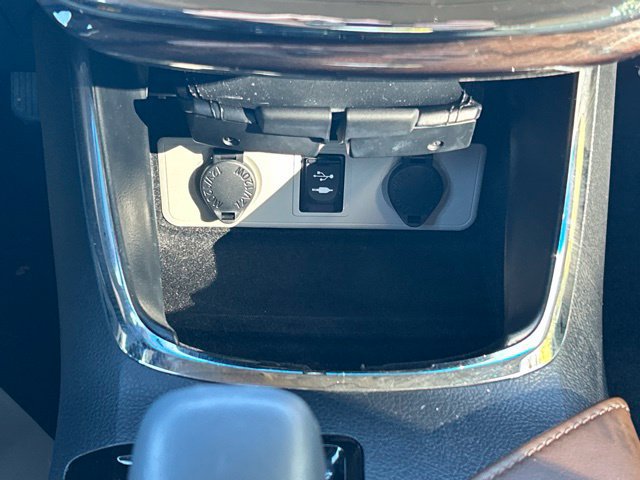 Used 2014 Toyota Avalon XLE Touring FWD image 46