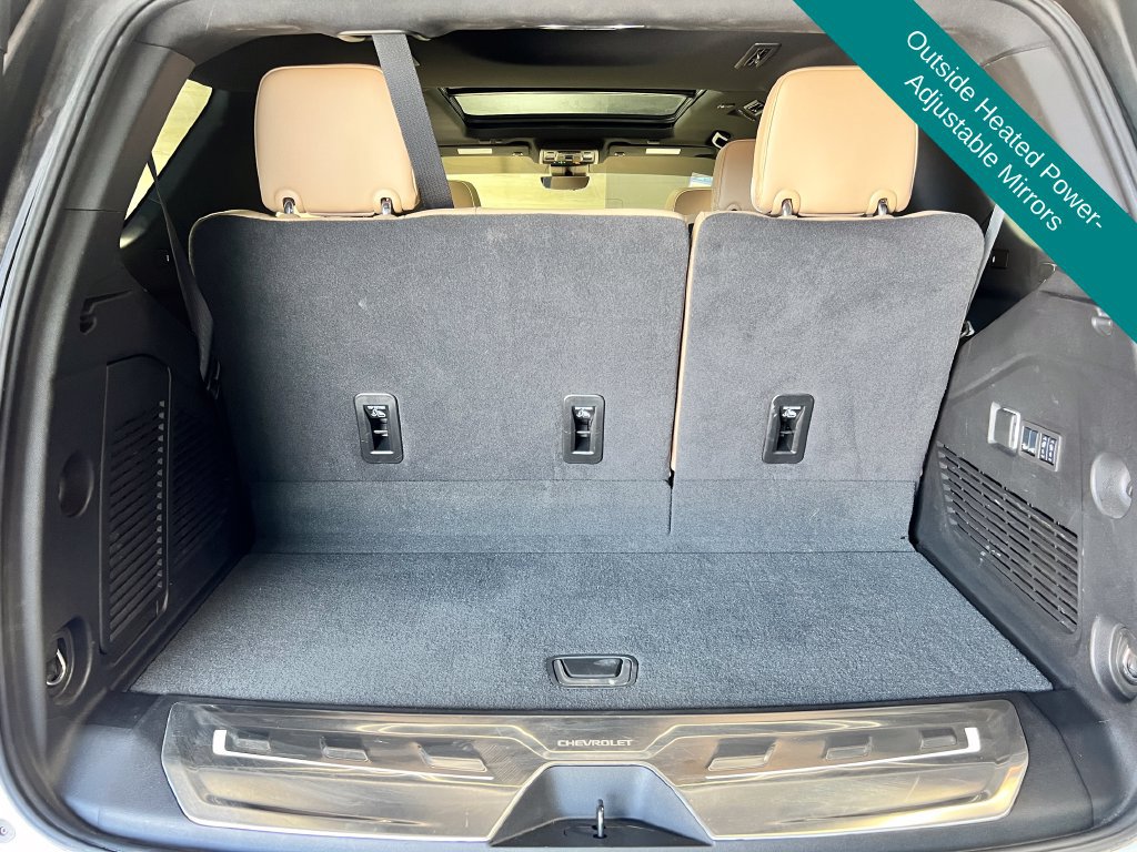 Used 2024 Chevrolet Tahoe Premier AWD/4WD image 25