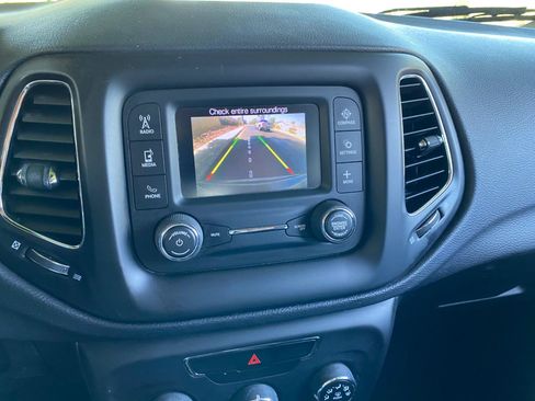 Used 2018 Jeep Compass Sport AWD/4WD image 64