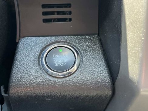 Used 2019 Ford F150 Lariat AWD/4WD image 39