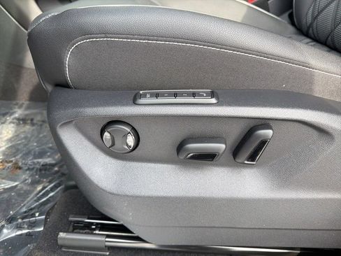 New 2026 Volkswagen Atlas SEL Premium R-Line image 29