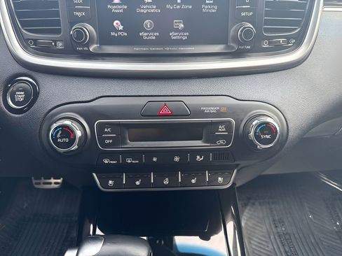 Used 2019 Kia Sorento SX AWD/4WD image 24