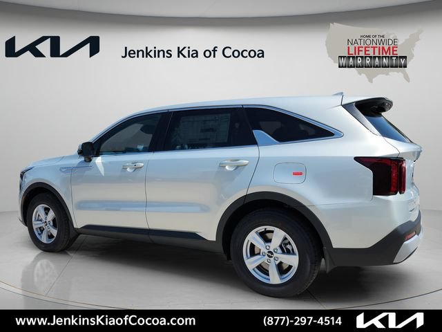 New 2026 Kia Sorento LX FWD image 8