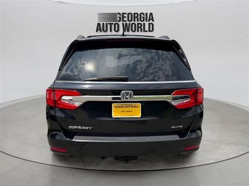 Used 2018 Honda Odyssey Elite image 11