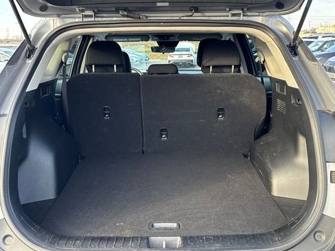 Used 2024 Kia Sportage LX image 12