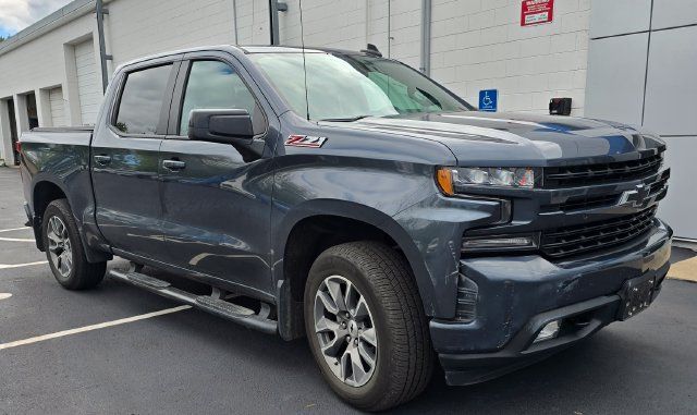 Used 2021 Chevrolet Silverado 1500 RST AWD/4WD image 3