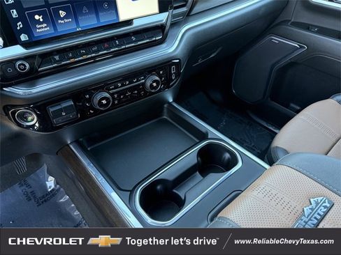 Certified 2025 Chevrolet Silverado 2500 High Country w/ Technology Package image 18