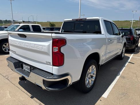 Used 2019 Chevrolet Silverado 1500 LTZ w/ LTZ Premium Package AWD/4WD image 6