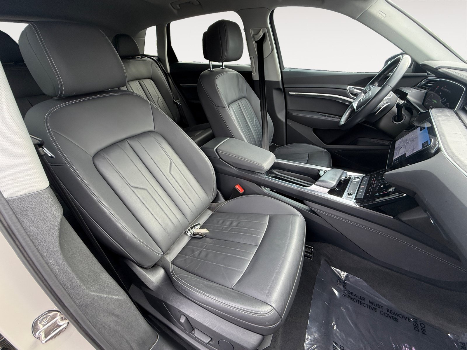 Used 2021 Audi e-tron Premium w/ Convenience Plus Package AWD/4WD image 19