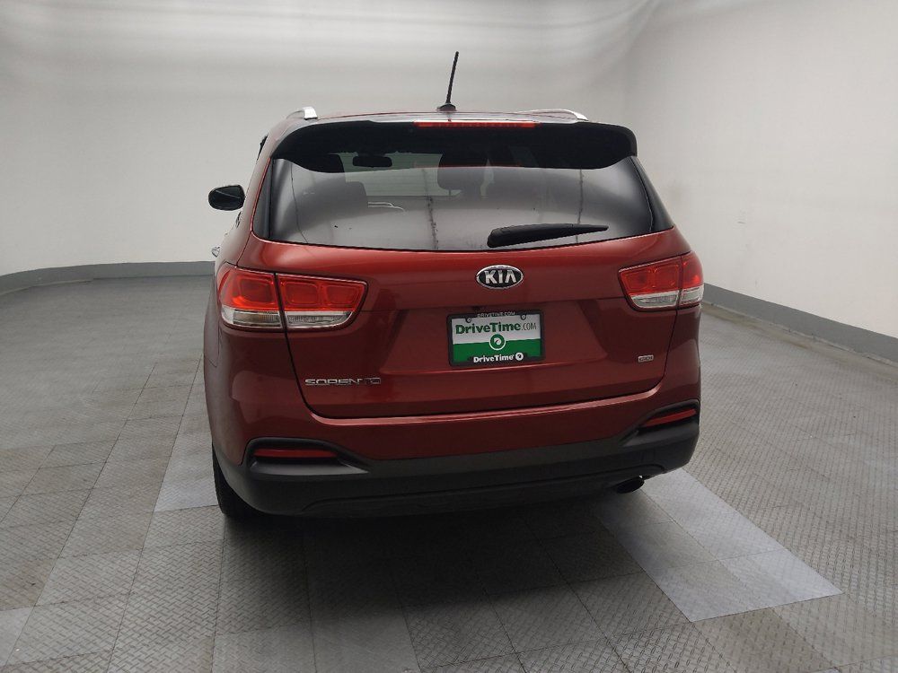Used 2016 Kia Sorento FWD image 6