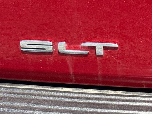 Used 2024 GMC Yukon SLT AWD/4WD image 50