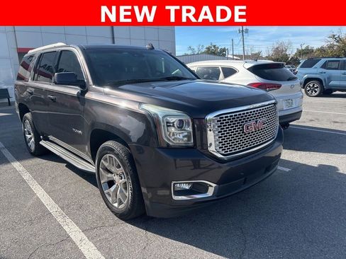 Used 2015 GMC Yukon SLT w/ Open Road Package image 1