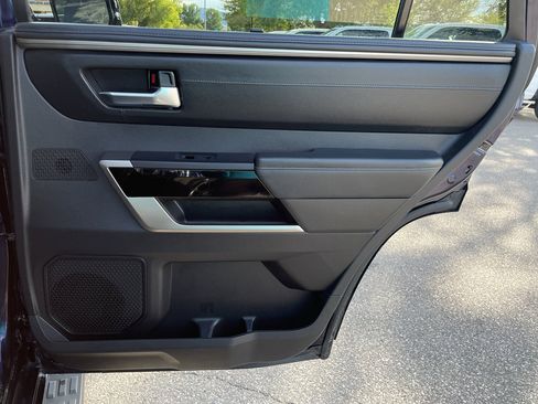 Used 2024 Toyota Sequoia Limited image 19