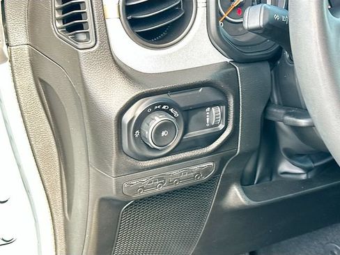 Used 2024 Jeep Wrangler Unlimited Sport AWD/4WD image 11
