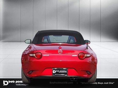 Used 2016 MAZDA MX-5 Miata Grand Touring image 25