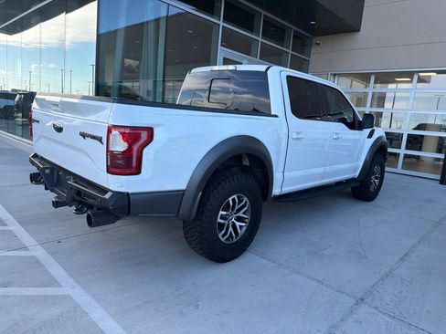 Used 2017 Ford F150 Raptor w/ Equipment Group 802A Luxury AWD/4WD image 4