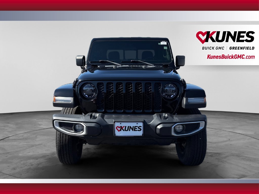 Used 2022 Jeep Gladiator Sport AWD/4WD image 4