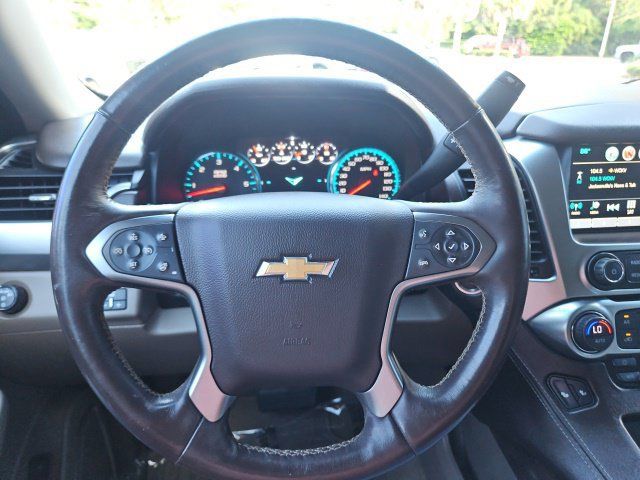 Used 2017 Chevrolet Suburban LT w/ Luxury Package RWD image 15