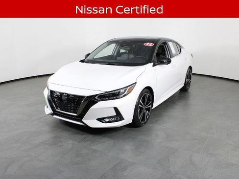 Certified 2022 Nissan Sentra SR w/ SR Premium Package image 2