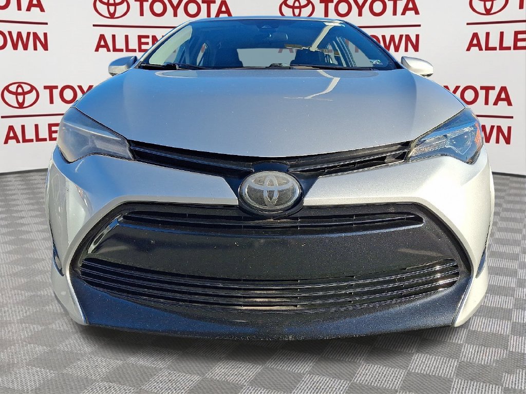 Used 2019 Toyota Corolla LE FWD image 2
