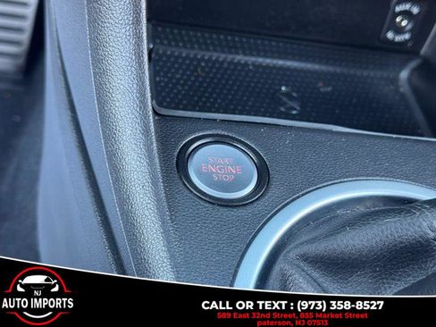 Used 2013 Volkswagen Beetle 2.0T image 22