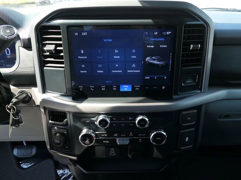 Used 2025 Ford F150 XLT w/ Equipment Group 301A Standard AWD/4WD image 20