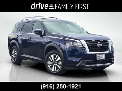 Certified 2022 Nissan Pathfinder SL