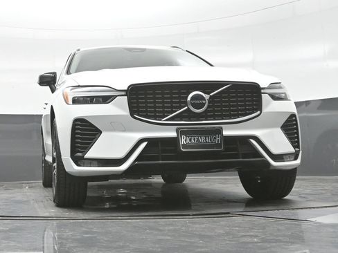 Used 2024 Volvo XC60 B5 Core w/ Protection Package Premier AWD/4WD image 20