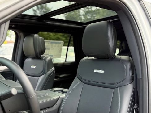 New 2027 Ford Expedition Max Platinum w/ Stealth Performance Package AWD/4WD image 19