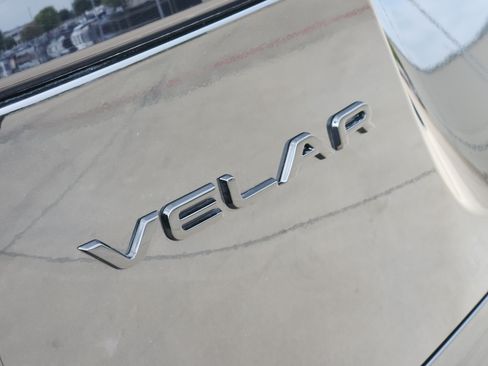 Used 2026 Land Rover Range Rover Velar Dynamic SE AWD/4WD image 12