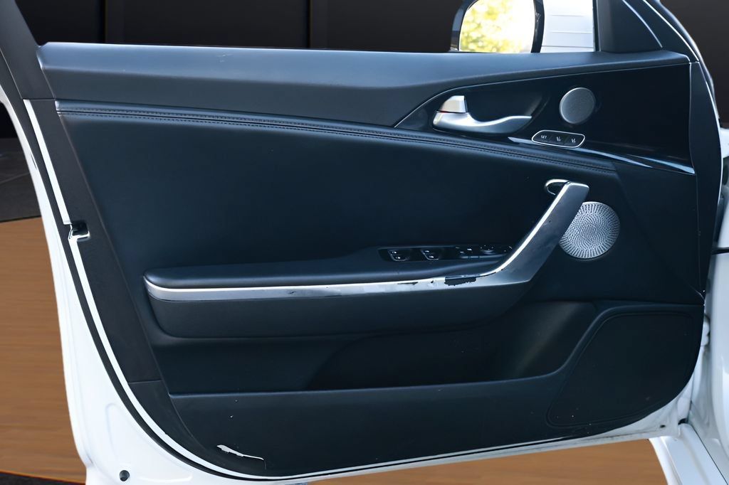 Used 2019 Kia Stinger Premium RWD image 33