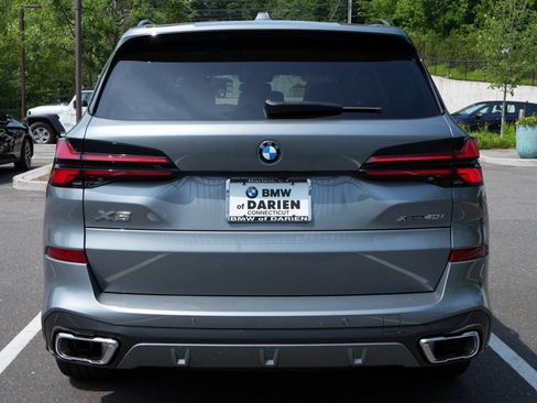 New 2026 BMW X5 xDrive40i w/ Executive Package image 12