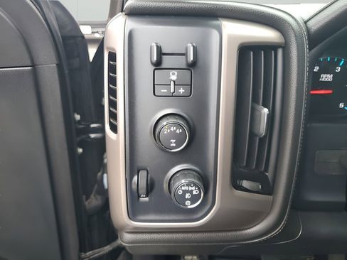 Used 2019 GMC Sierra 2500 Denali w/ Duramax Plus Package image 32