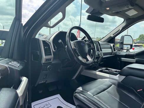 Used 2021 Ford F250 Lariat w/ Lariat Value Package AWD/4WD image 7