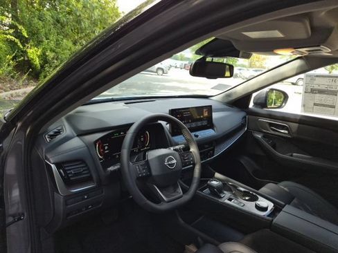 New 2026 Nissan Rogue Platinum AWD/4WD image 15