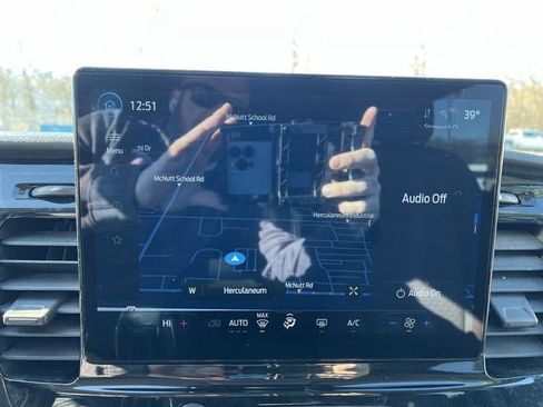 Used 2023 Ford Transit 350 XLT image 14