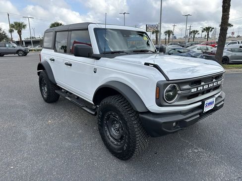 Used 2024 Ford Bronco Big Bend image 8