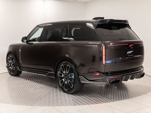 Used 2025 Land Rover Range Rover Long Wheelbase SE AWD/4WD image 2
