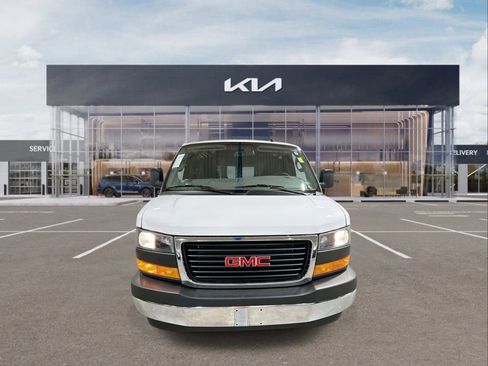 Used 2024 GMC Savana 2500 w/ Driver Convenience Package image 3