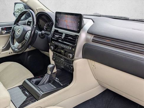 Used 2022 Lexus GX 460 Premium image 22