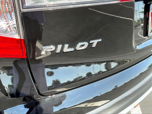 Used 2022 Honda Pilot Black Edition image 24