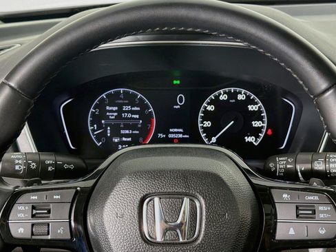 Used 2024 Honda Pilot Touring image 20